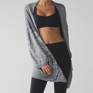 Lululemon Breeze Easy Wrap